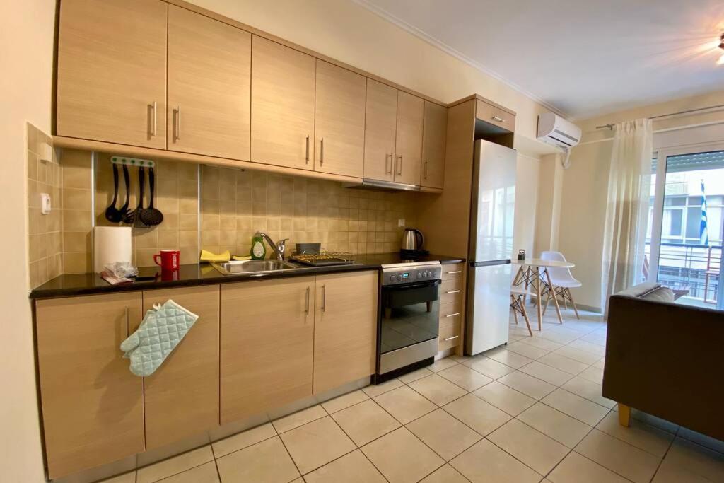 أثينا Nikitas' Apartment By The Tube المظهر الخارجي الصورة